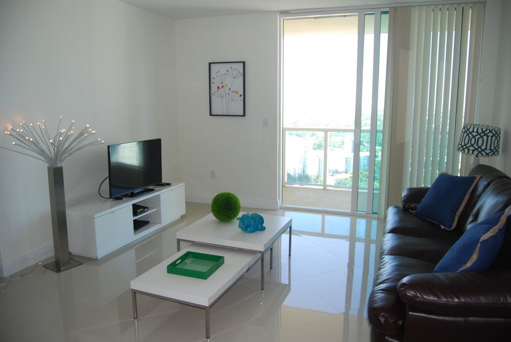 Churchill Suites Miami Brickell - One Broadway Eksteriør bilde